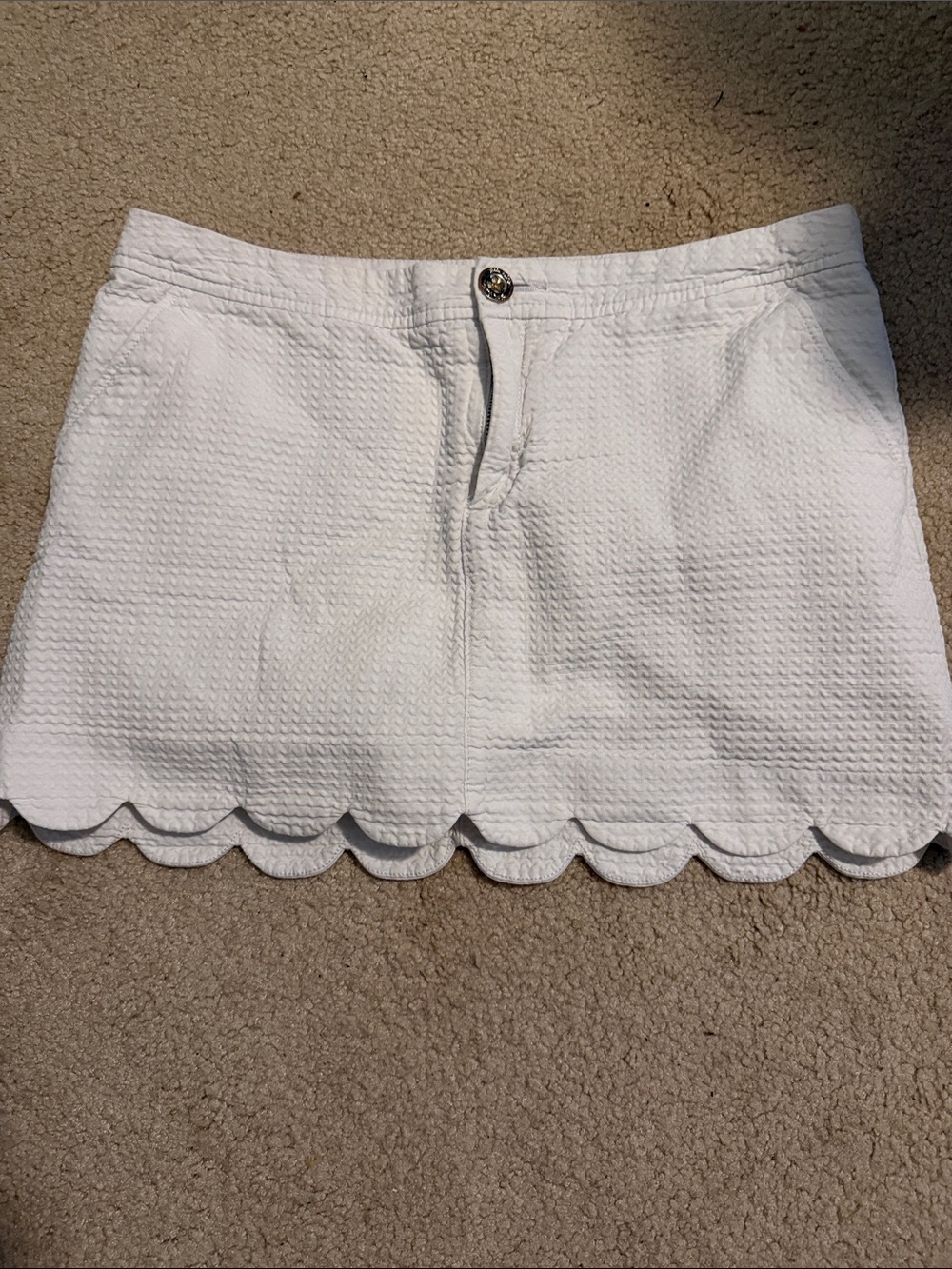 Lilly Pulitzer White Scalloped Hem Textured Mini skort